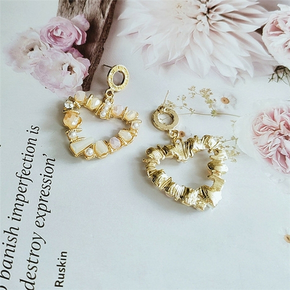 Share

Fashion New Sweet Crystal Pearl Love Earr - Picture 3 of 5